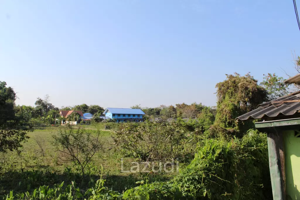 House Near City with Nice Garden for Sale