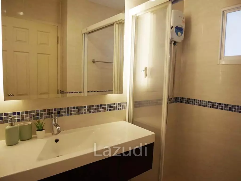1 Bed 1 Bath 31 SQ.M Life @ Sukhumvit 65