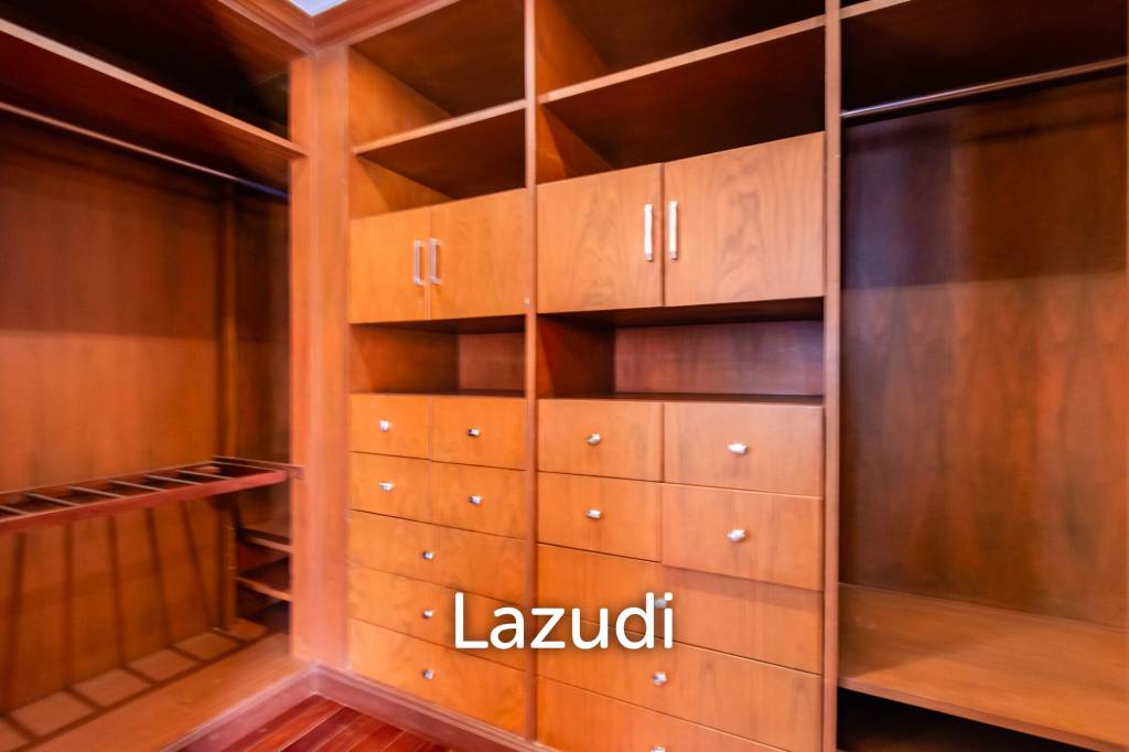 Luxury 5 Bed Pool Villa at Khao Tao