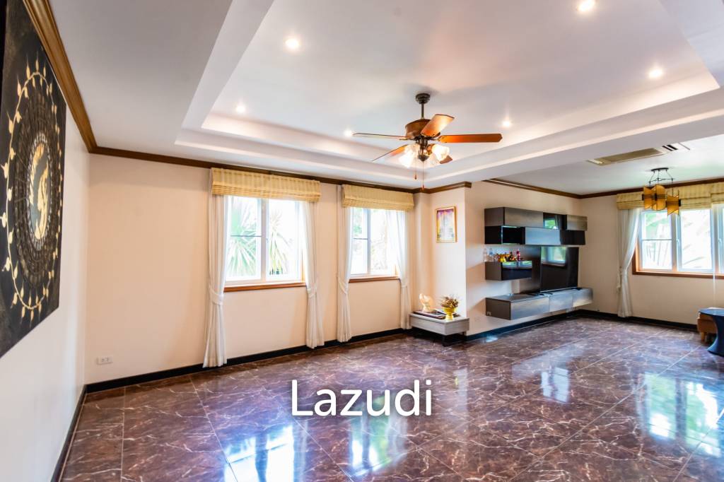Luxury 5 Bed Pool Villa at Khao Tao