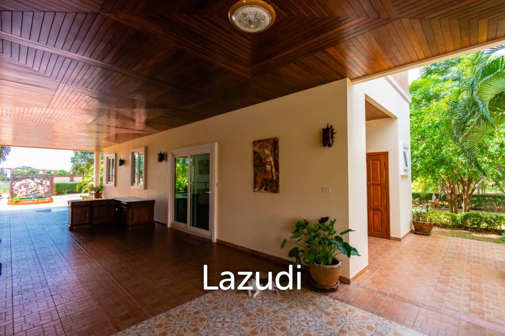Luxury 5 Bed Pool Villa at Khao Tao
