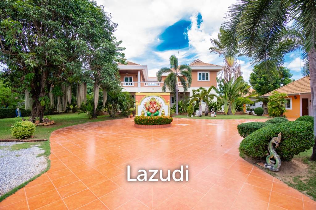 Luxury 5 Bed Pool Villa at Khao Tao