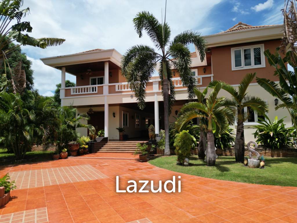 Luxury 5 Bed Pool Villa at Khao Tao