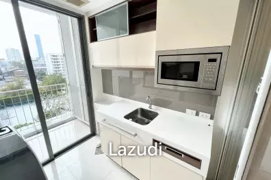 1  Bed 1 Bath 45 SQ.M The Room Sukhumvit 62