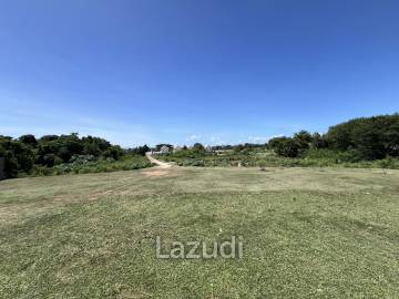 2,800 SQ.M. Lake View Land Plot in Huay Yai for Sale