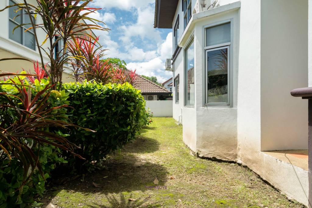 3 Bedrooms House for Sale at Baan Rock Garden