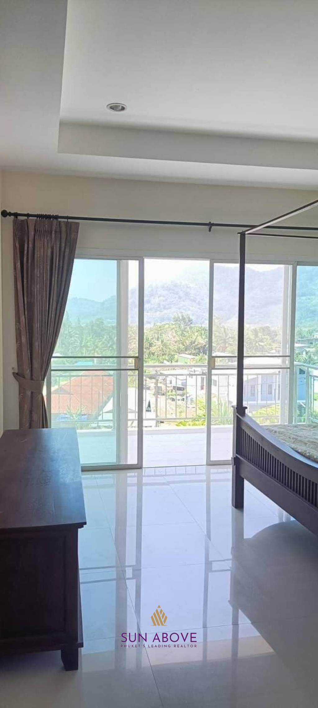 4 Bedroom House With Stunning Mountain View For Rent in Kathu