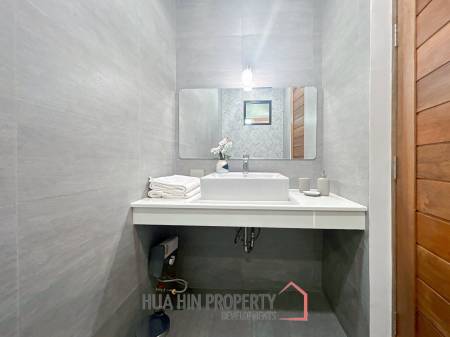 Brand New 3 Bedroom Pool Villa In Thap Tai
