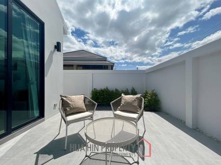 Brand New 3 Bedroom Pool Villa In Thap Tai