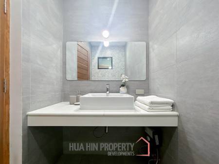 Brand New 3 Bedroom Pool Villa In Thap Tai