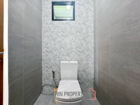 Brand New 3 Bedroom Pool Villa In Thap Tai