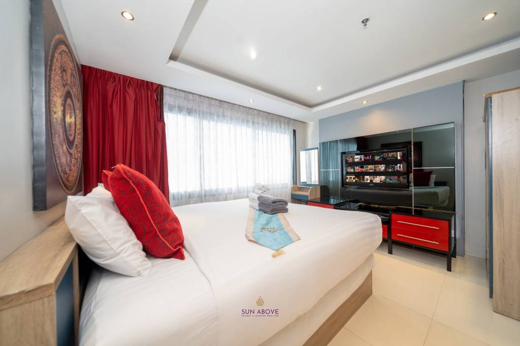 2-bedroom condo located in the heart of Patong, Phuket