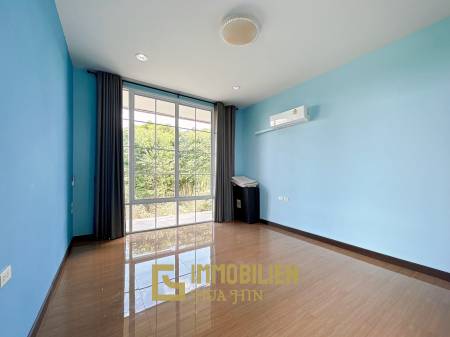 4,800 metro cuadrado 5 ` 4 Baño Villa de Venta