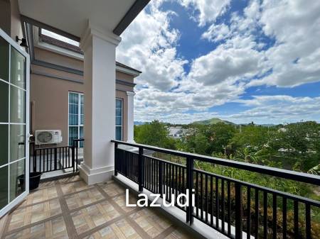 Expansive 5 Bedroom Villa on a 3-Rai Land in Nong Phlap