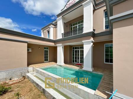 Expansive 5 Bedroom Villa on a 3-Rai Land in Nong Phlap