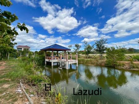 Expansive 5 Bedroom Villa on a 3-Rai Land in Nong Phlap