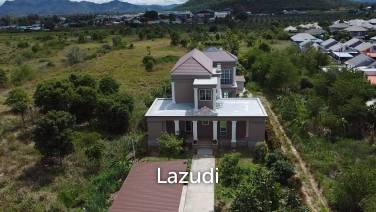 Expansive 5 Bedroom Villa on a 3 Rai Land in Nong Phlap
