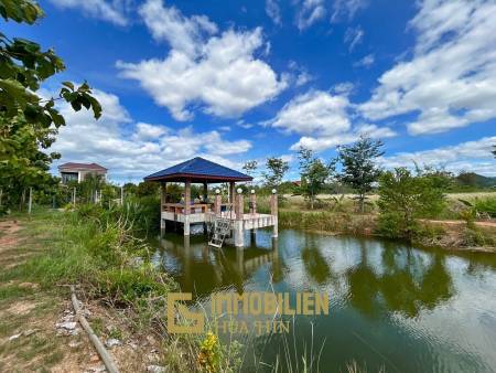 Nong Phlap : Spacieuse villa de 5 chambres sur un terrain de 3 Rai