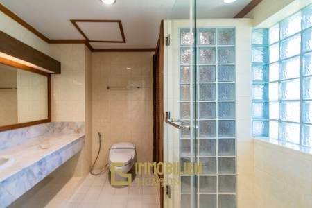 170 metro cuadrado 2 ` 3 Baño Condominio de Venta