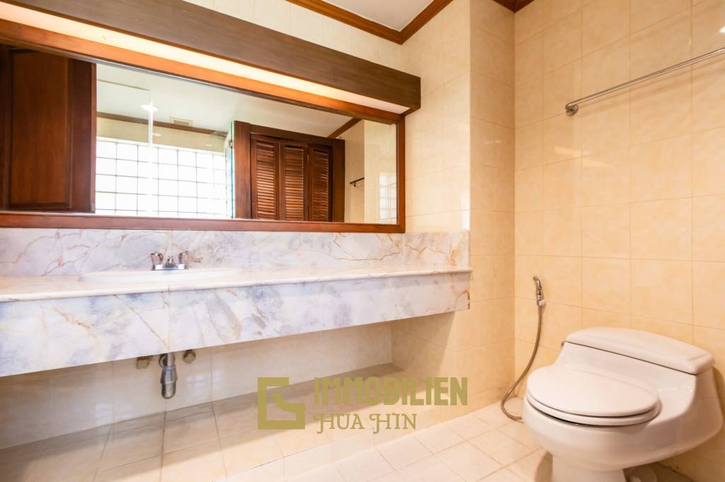 170 metro cuadrado 2 ` 3 Baño Condominio de Venta