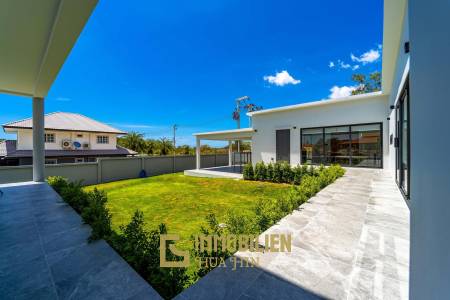 New 4 Bedroom Pool Villa Close to City Center