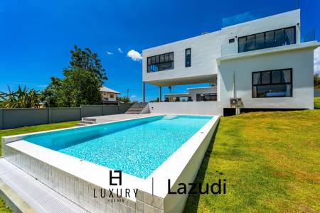 New 4 Bedroom Pool Villa Close to City Center