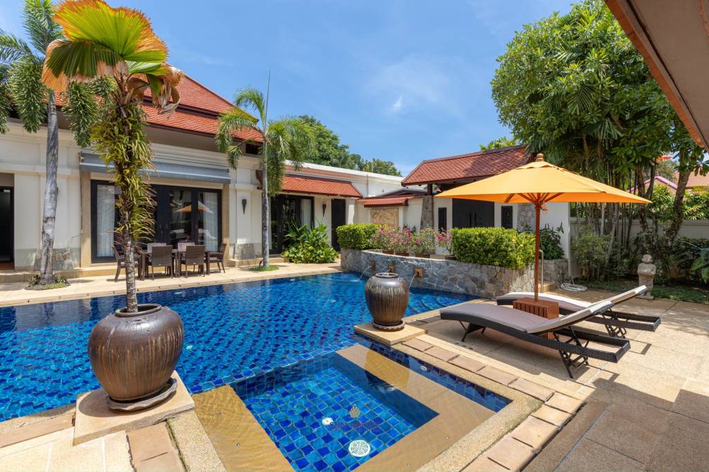 Elegant Balinese Villa in Bangtao - 4 beds/4 baths