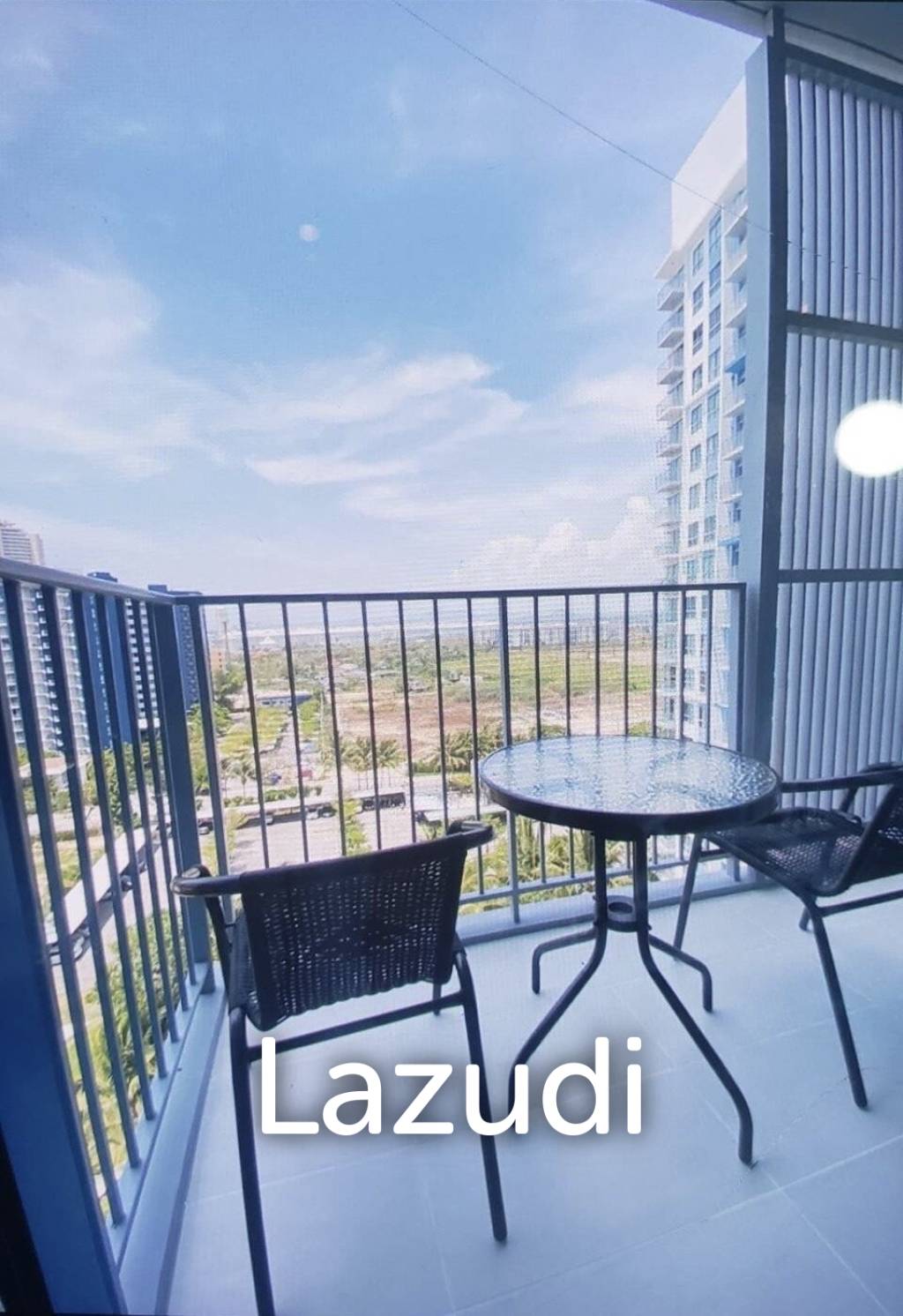 BLU Diamond  : Studio Condo With Pool View