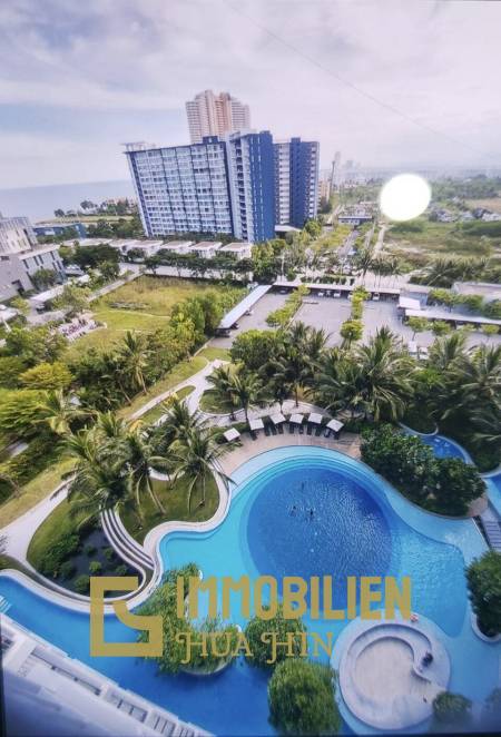 BLU Diamond  : Studio Condo With Pool View