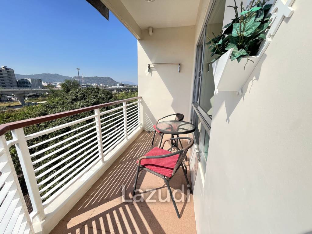 Flame Tree: Very well maintained 1 bedroom condo