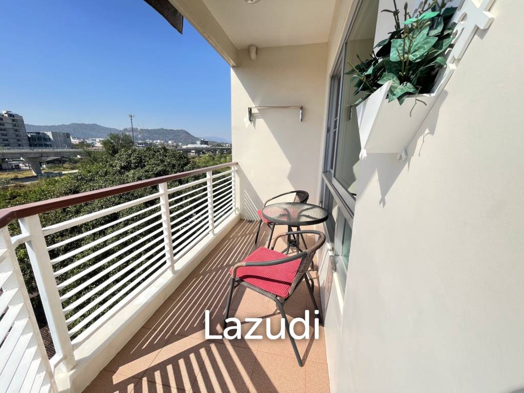 Flame Tree: Very well maintained 1 bedroom condo