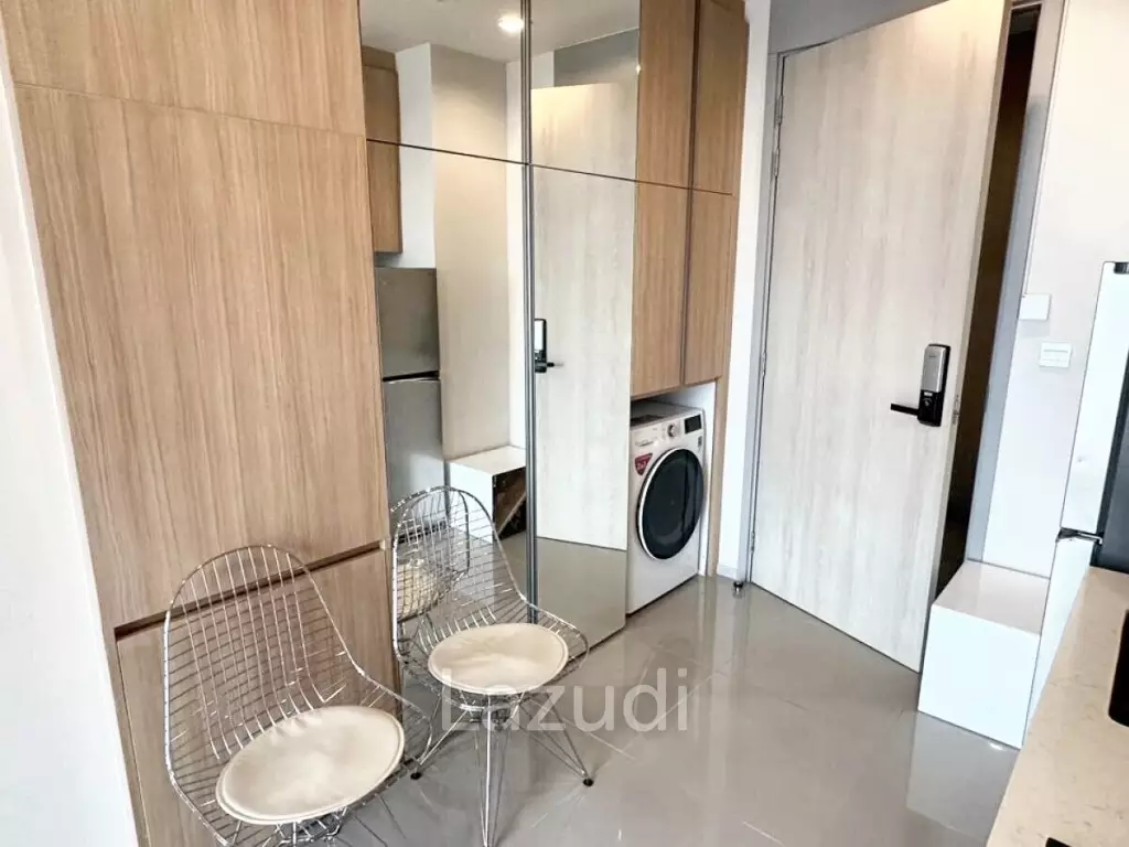 1 Bed 1 Bath 34 SQ.M at M Jatujak
