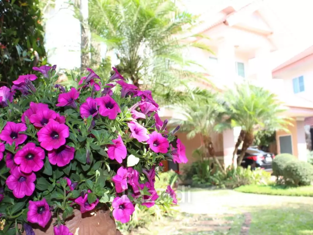 Lovely 3bedroom House for Sale