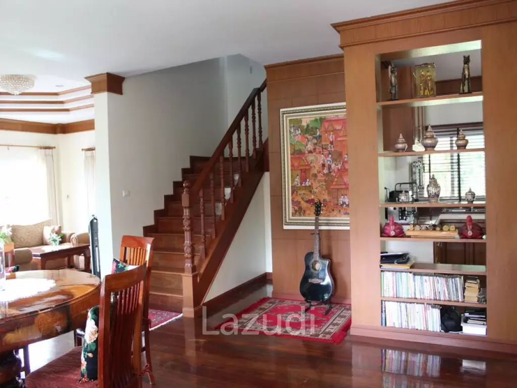 Lovely 3bedroom House for Sale