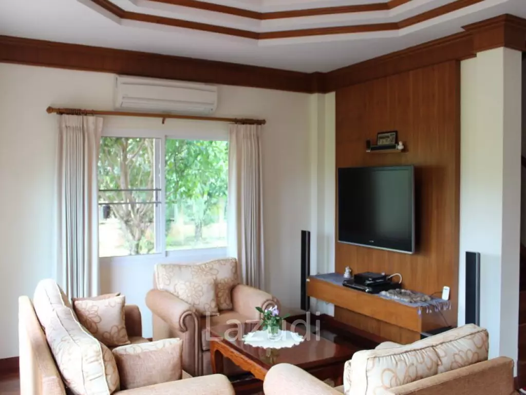 Lovely 3bedroom House for Sale