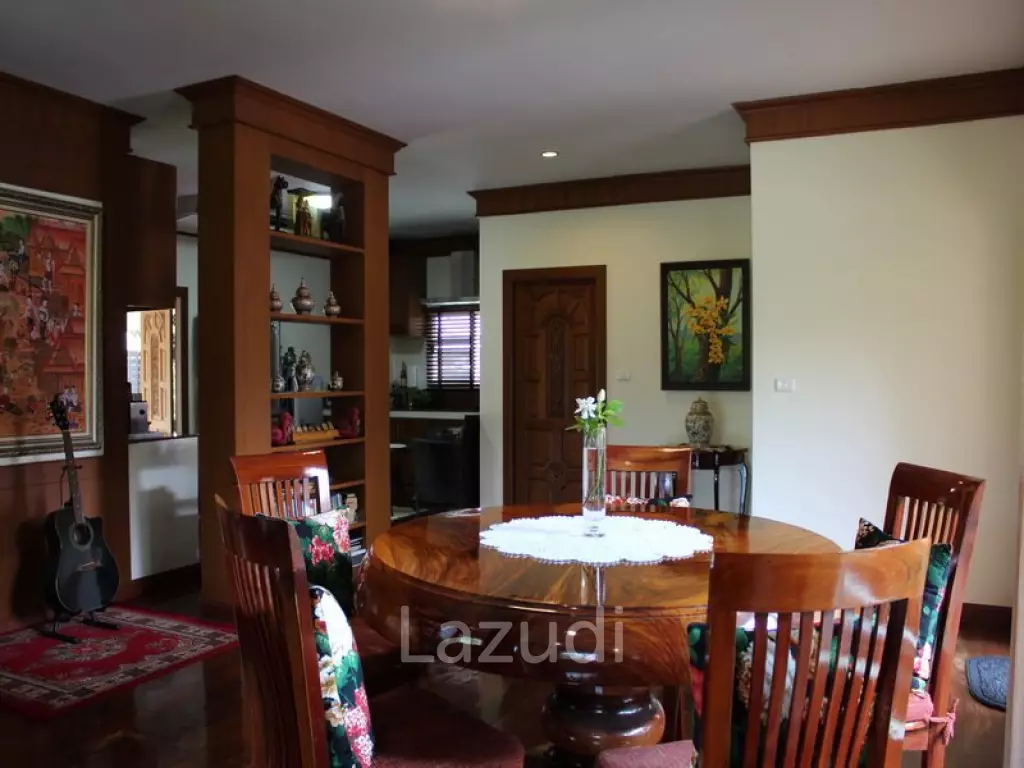 Lovely 3bedroom House for Sale