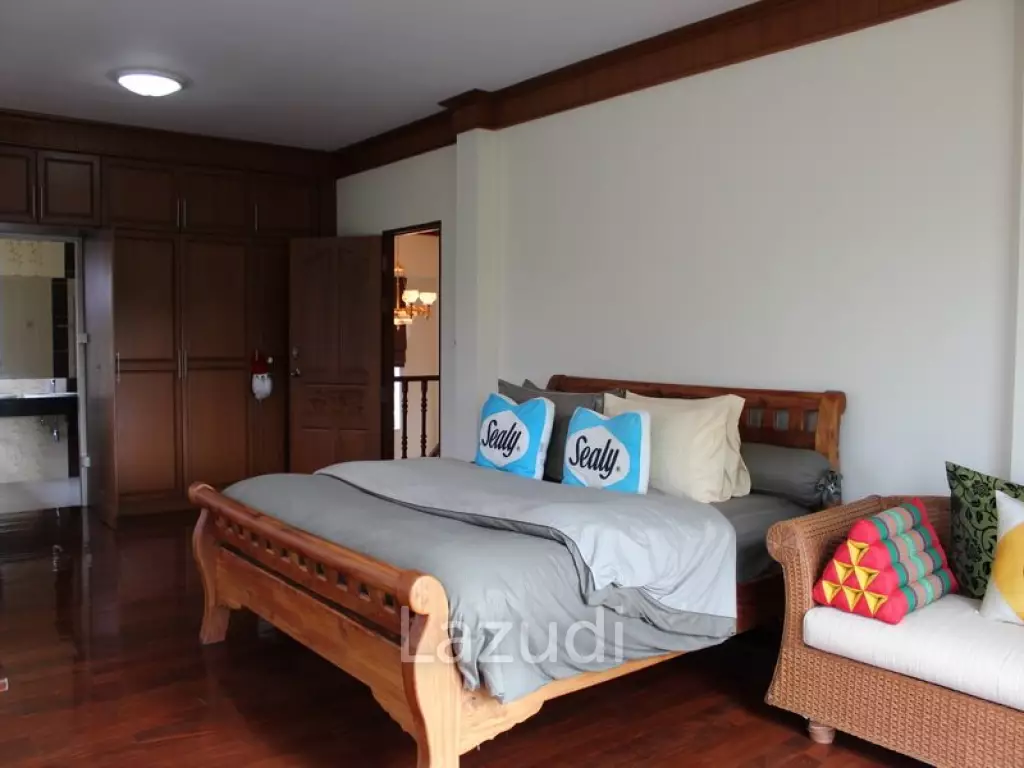 Lovely 3bedroom House for Sale