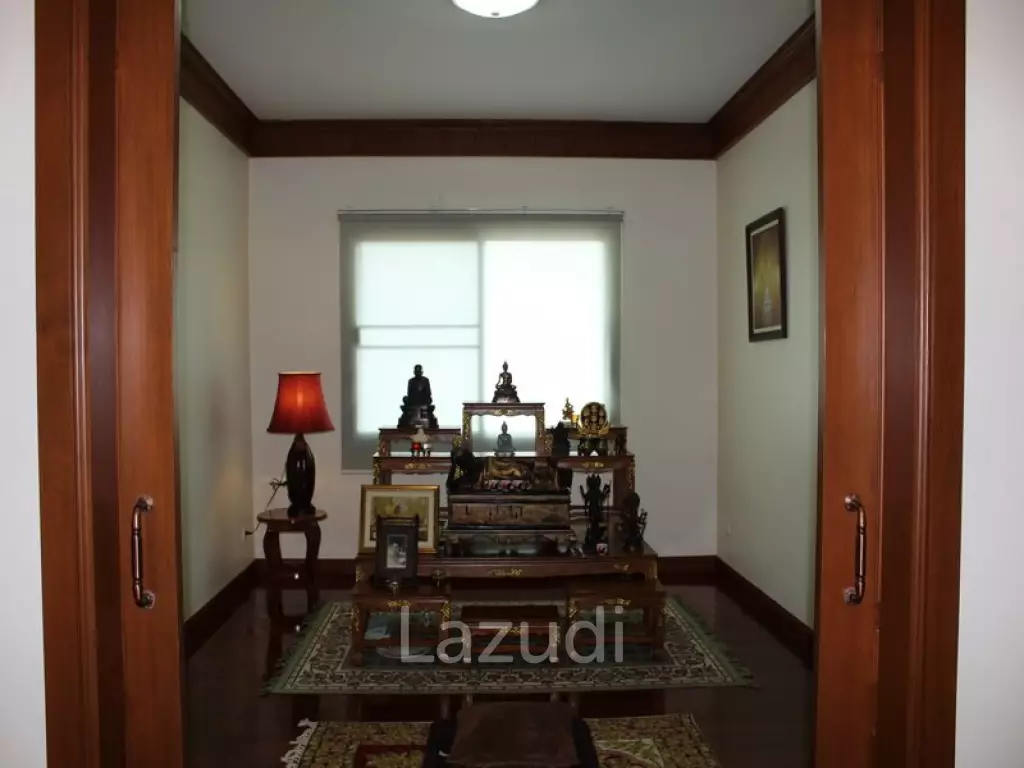 Lovely 3bedroom House for Sale