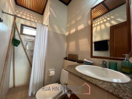 Luxurious 4 Bedroom Condo with Sea View in Pranburi