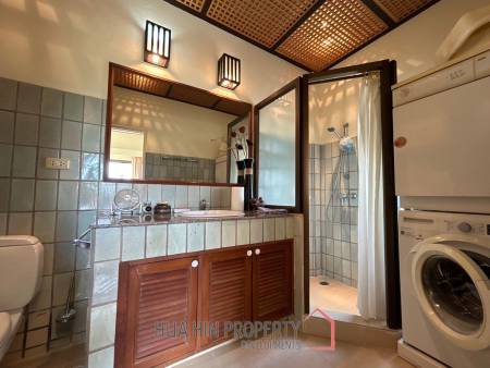 Luxurious 4 Bedroom Condo with Sea View in Pranburi