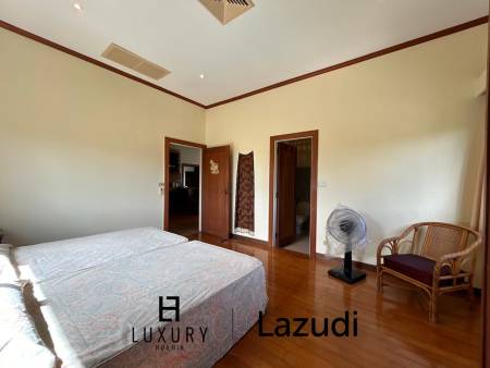 Luxurious 4 Bedroom Condo with Sea View in Pranburi