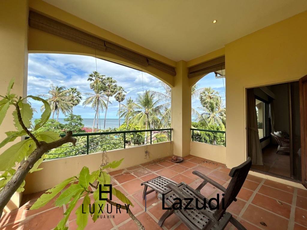 Luxurious 4 Bedroom Condo with Sea View in Pranburi