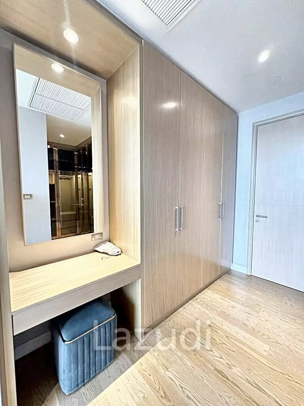 1 Bed 1 Bath 79 SQ.M. Magnolias Waterfront Residences