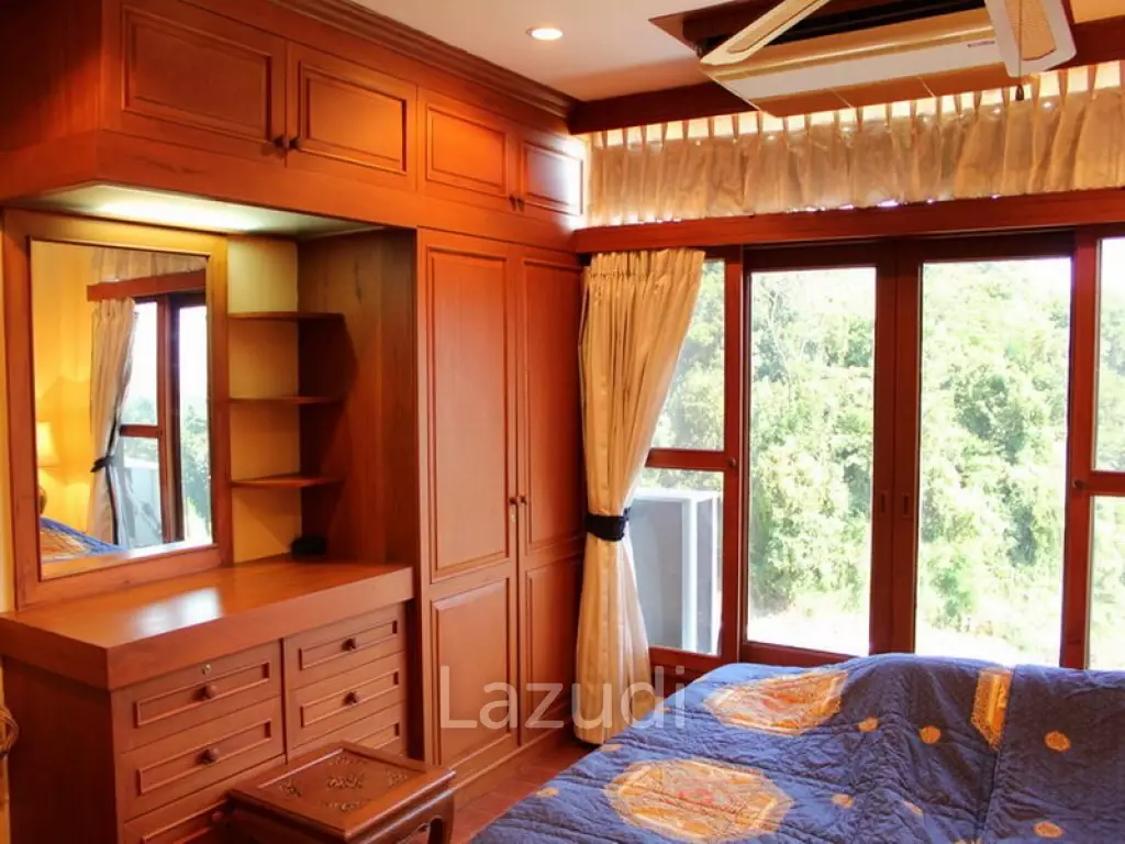 2 Bedroom Condominium in Golf Course for Sale