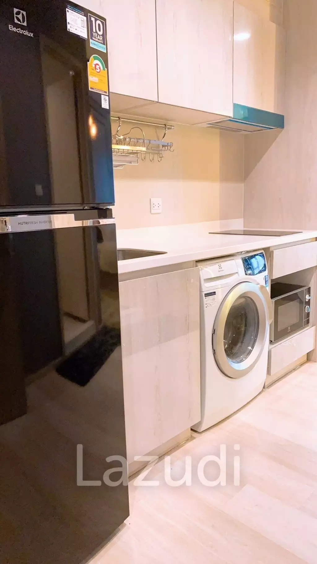 Studio 1 Bathroom 29 SQ.M Life One Wireless