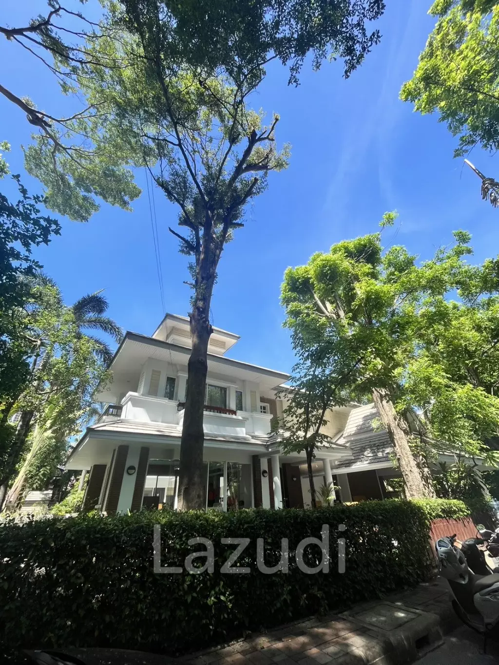 4 Bed 4 Bath 400 SQ.M at Baan Sukhumvit 36 Garden