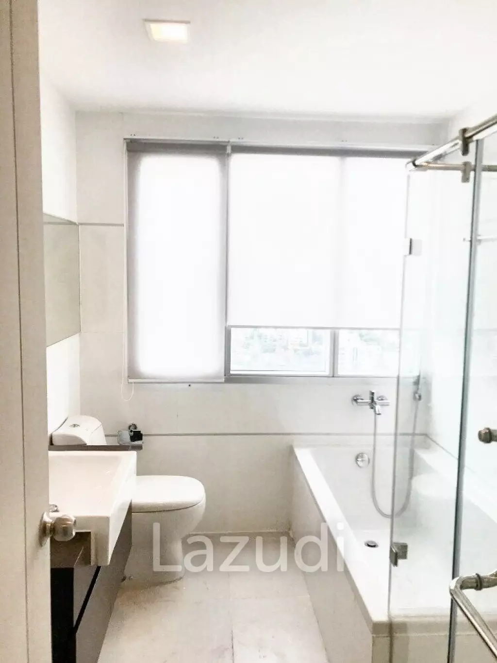 2 Bedrooms 2 Bathrooms 66 SQ.M Thru Thonglor