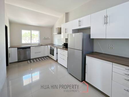Arlex Mountain Cha Am : 3 Bed 3 Bath Villa