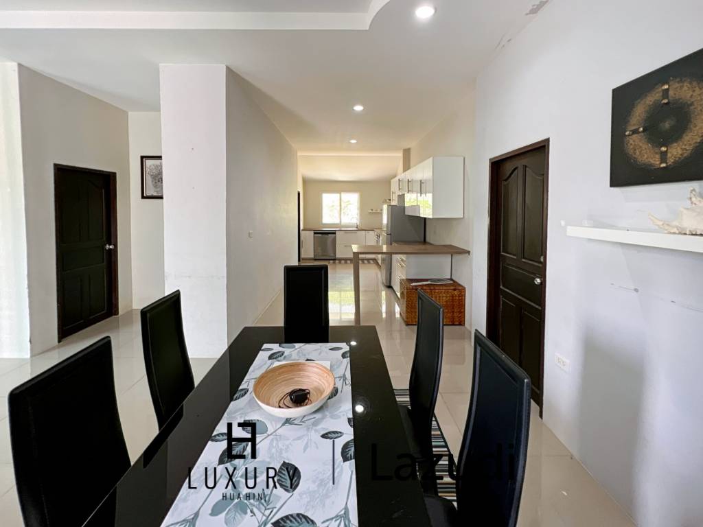 Arlex Mountain Cha Am : 3 Bed 3 Bath Villa