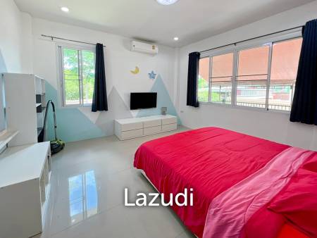 Arlex Mountain Cha Am : 3 Bed 3 Bath Villa